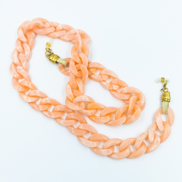 'Caramel: acrylic chain